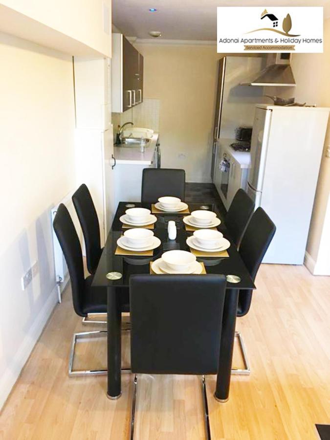 2 Bedroom Apartment At Dagenham , Adonai Serviced Accommodation, Free Wifi And Parking Kültér fotó